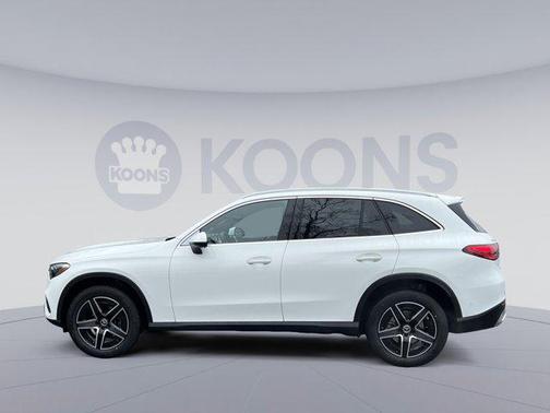 Polar White 2026 Mercedes-Benz GLC 300 4MATIC