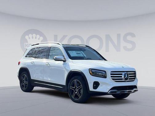 Polar White 2026 Mercedes-Benz GLB 250 4MATIC