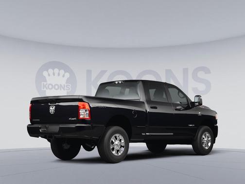 Diamond Black Crystal Pearlcoat 2024 RAM 2500 Big Horn Crew Cab 4x4 6'4' Box