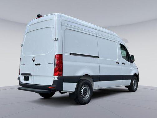 2025 Mercedes-Benz Sprinter 2500 Standard Roof