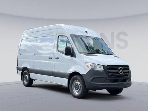 2025 Mercedes-Benz Sprinter 2500 Standard Roof