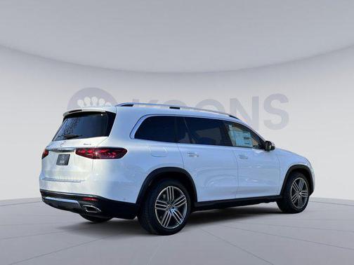 2026 Mercedes-Benz GLS 450 4MATIC