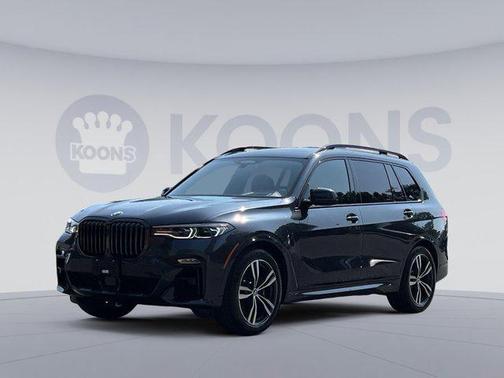 2022 BMW X7 M50i