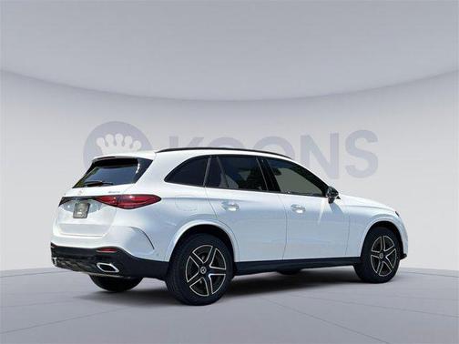 2025 Mercedes-Benz GLC 300 4MATIC
