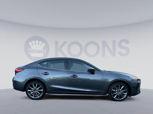 2018 Mazda Mazda3 Touring