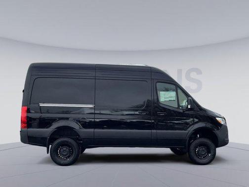 2025 Mercedes-Benz Sprinter 2500 Standard Roof