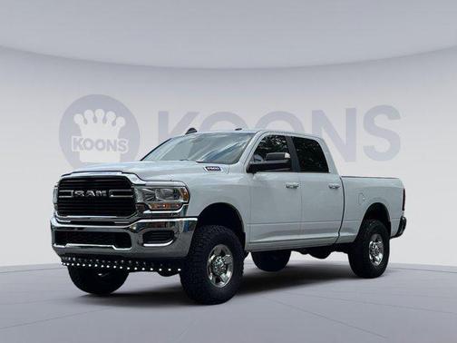 2021 RAM 2500 Big Horn Crew Cab 4x4 6'4' Box
