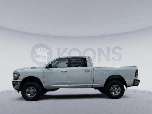2021 RAM 2500 Big Horn Crew Cab 4x4 6'4' Box