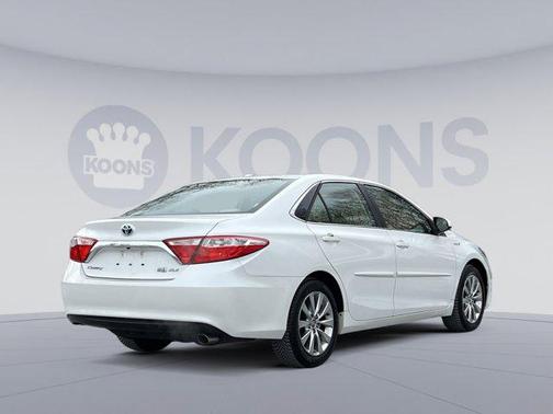 2015 Toyota Camry Hybrid LE