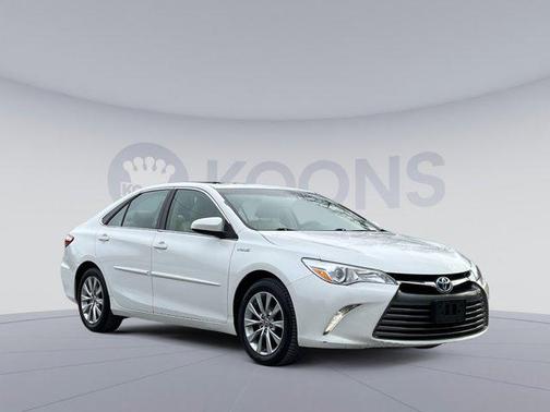 2015 Toyota Camry Hybrid LE