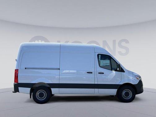 2025 Mercedes-Benz Sprinter 2500 Standard Roof