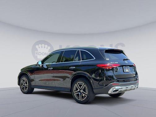 2025 Mercedes-Benz GLC 300 4MATIC