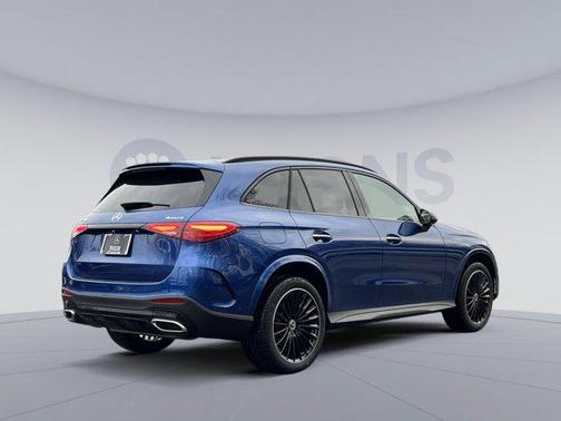 Starling Blue Metallic 2026 Mercedes-Benz GLC 300 4MATIC