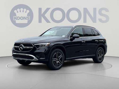 Obsidian Black Metallic 2026 Mercedes-Benz GLC 300 4MATIC