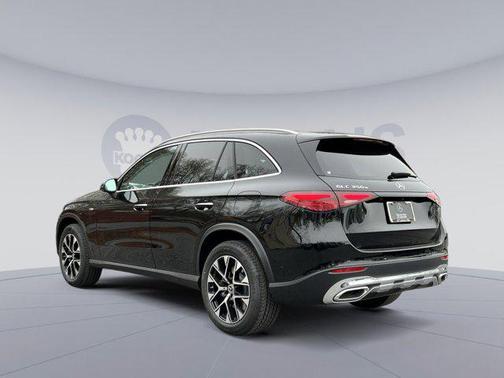 2025 Mercedes-Benz GLC 350e Base