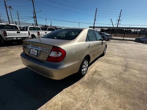 2003 Toyota Camry LE
