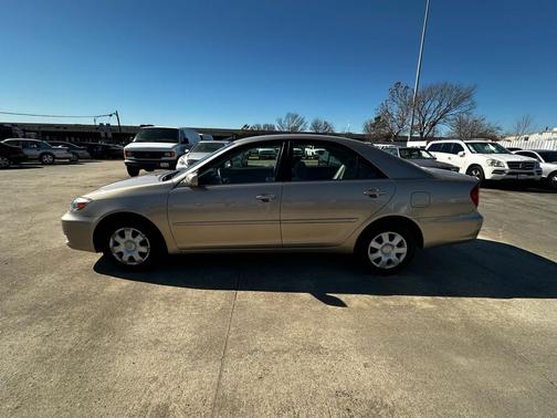 2003 Toyota Camry LE