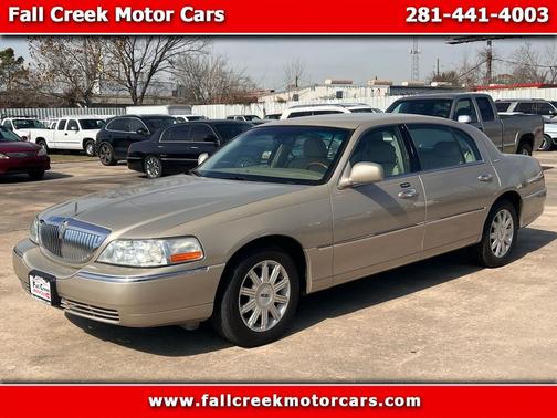 2008 Lincoln Town Car Signature