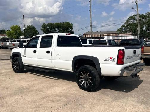 2004 Chevrolet Silverado 2500 Work Truck