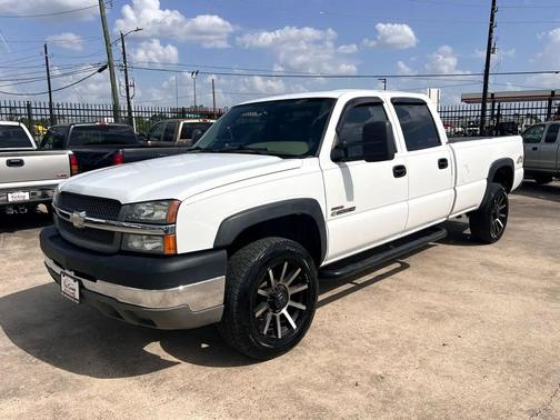 2004 Chevrolet Silverado 2500 Work Truck