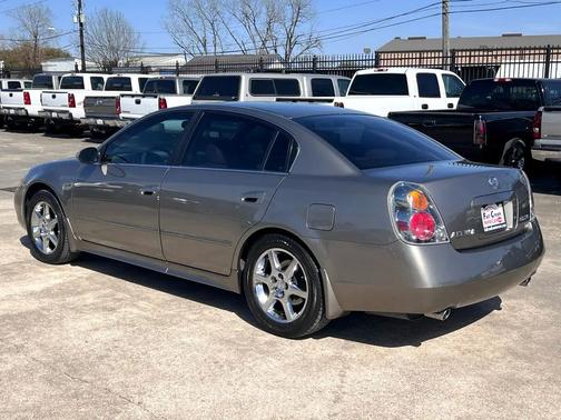2003 Nissan Altima 3.5 SE