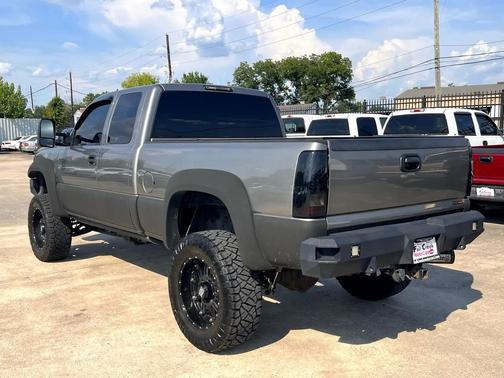 2007 Chevrolet Silverado 2500 LT1 H/D Extended Cab Classic