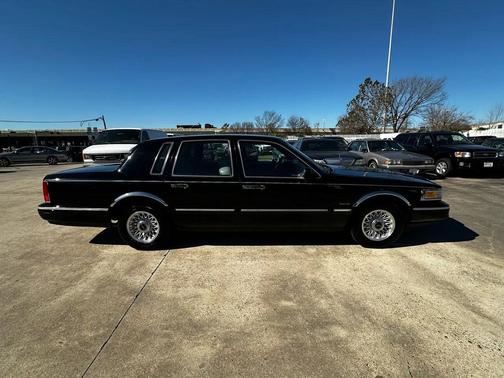 1997 Lincoln Town Car Executive