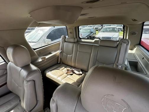 2005 Cadillac Escalade ESV Base
