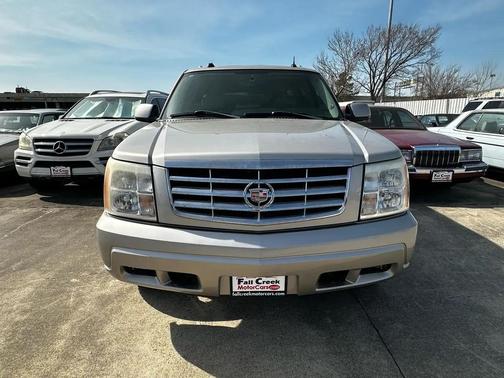 2005 Cadillac Escalade ESV Base