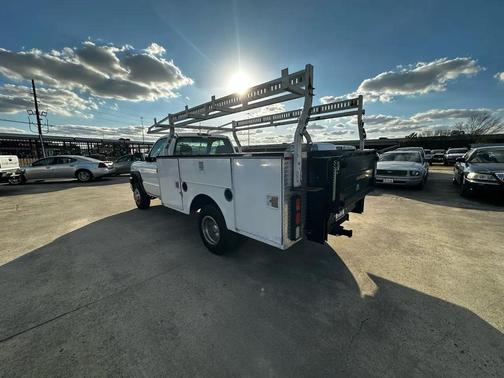 2003 Chevrolet Silverado 3500 Base
