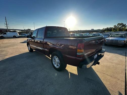 2005 GMC Sierra 1500 SLE Crew Cab