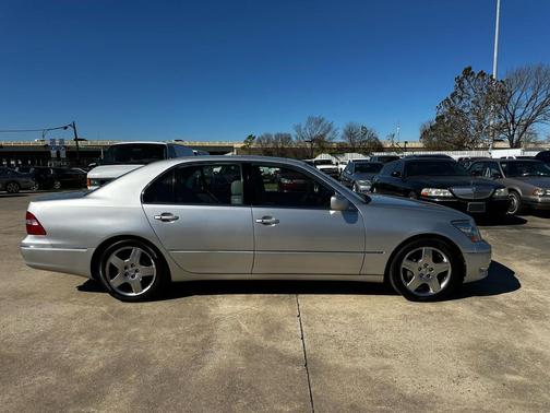 2005 Lexus LS 430 Base