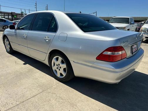 2004 Lexus LS 430 Base