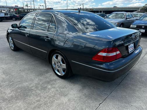 2005 Lexus LS 430 Base