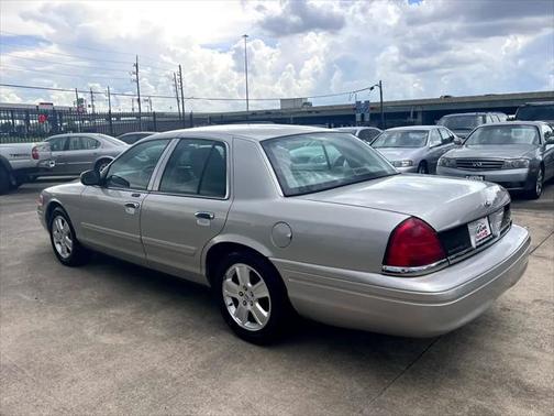 2011 Ford Crown Victoria LX