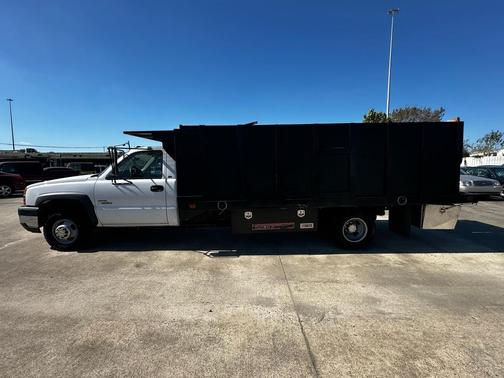 2004 Chevrolet Silverado 3500 Work Truck