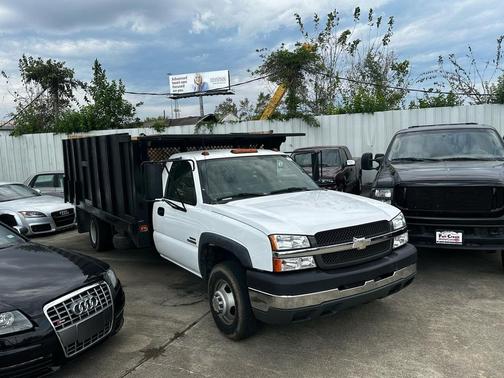 2004 Chevrolet Silverado 3500 Work Truck