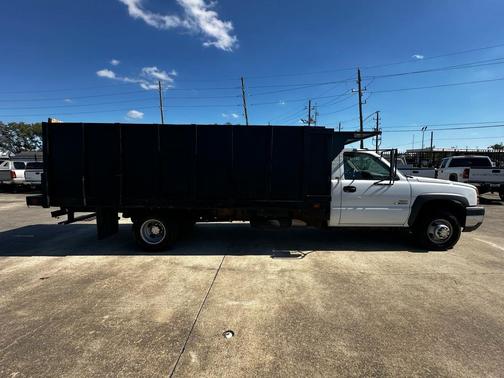2004 Chevrolet Silverado 3500 Work Truck