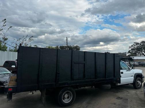 2004 Chevrolet Silverado 3500 Work Truck