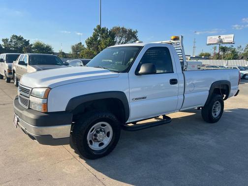 2005 Chevrolet Silverado 2500 Work Truck