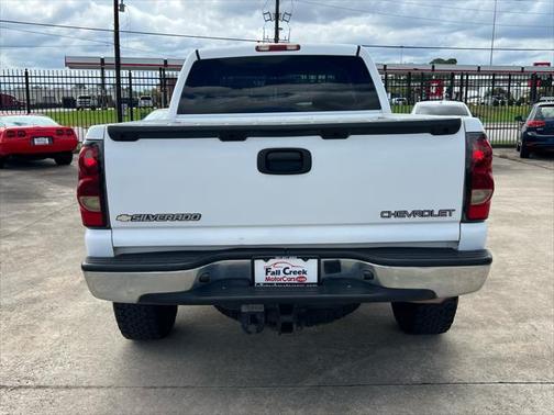 2004 Chevrolet Silverado 2500 LS Crew Cab