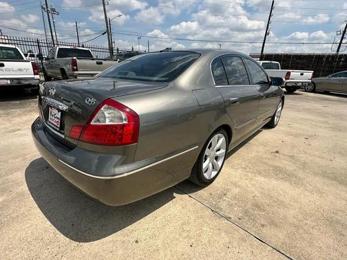 Gray 2005 INFINITI Q45 Luxury