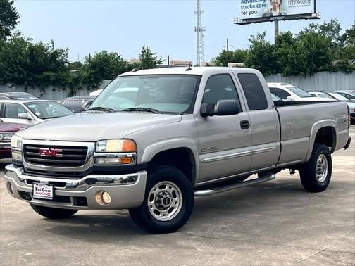 2004 GMC Sierra 2500 SLT H/D Extended Cab
