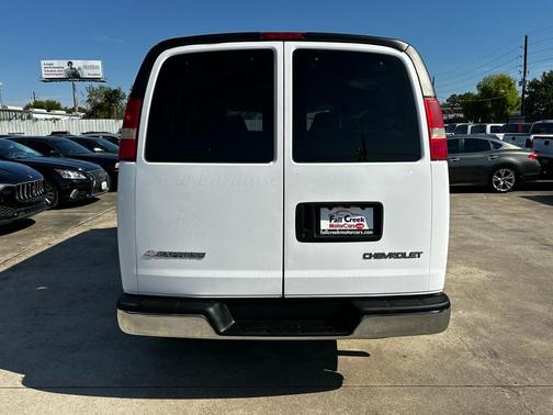 2006 Chevrolet Express 3500 Base