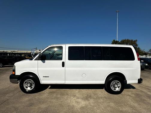 2006 Chevrolet Express 3500 Base