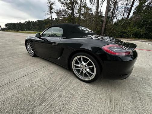 2015 Porsche Boxster 2dr Roadster 6-Spd Manual