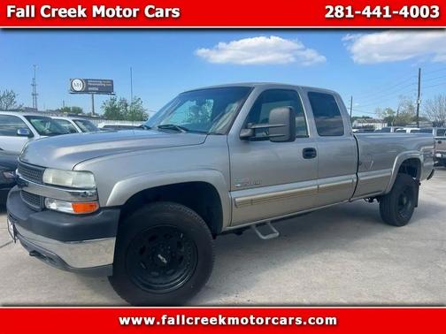 2002 Chevrolet Silverado 2500 LS H/D Extended Cab