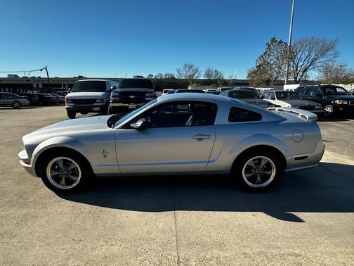 2006 Ford Mustang Premium