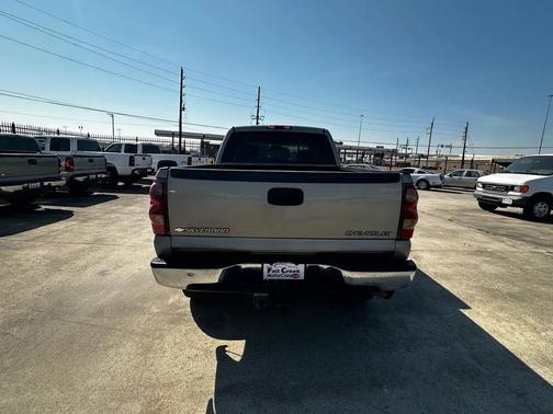 2003 Chevrolet Silverado 2500 LT H/D Crew Cab