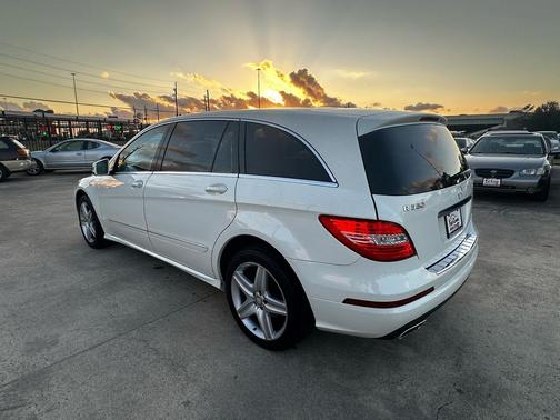 2011 Mercedes-Benz R-Class 4MATIC